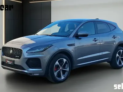 Usata Jaguar E-Pace R-Dynamic 163 CV (119 kW) 2021 Grigio manhattan metallizzato SUV
