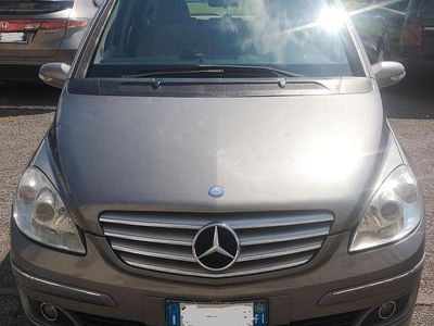 Mercedes B170