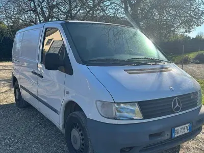 Usata Mercedes Vito 88 CV (64 kW) 2004 Furgone