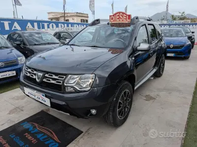 Usata Dacia Duster Prestige 109 CV (80 kW) 2016 Grigio SUV