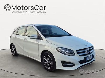 Usata Mercedes B180 109 CV (80 kW) 2015 Bianco Monovolume
