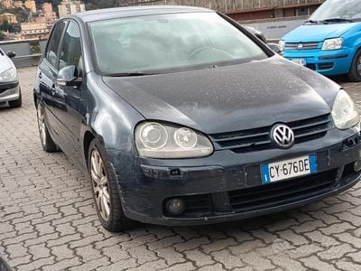 VW Golf V
