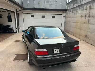 Usata BMW 320 150 CV (110 kW) 1993 Coupé