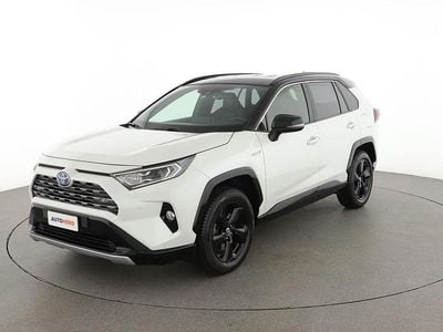 Usata Toyota RAV4 Hybrid Style 218 CV (160 kW) 2019 Bianco SUV