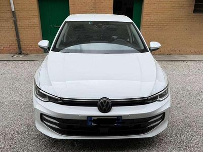 Usata VW Golf VIII Edition 150 CV (110 kW) 2025 Bianco Berlina