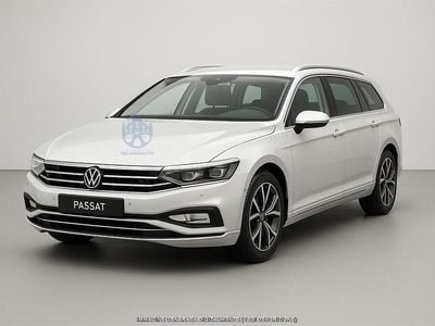 Usata VW Passat GTE 218 CV (160 kW) 2022 Bianco Station wagon