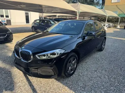 Usata BMW 118 Advantage 136 CV (100 kW) 2023 Nero Berlina
