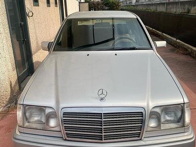 Usata Mercedes 200 1994 Grigio Berlina