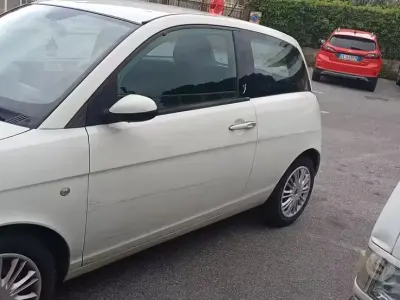 Usata Lancia Ypsilon