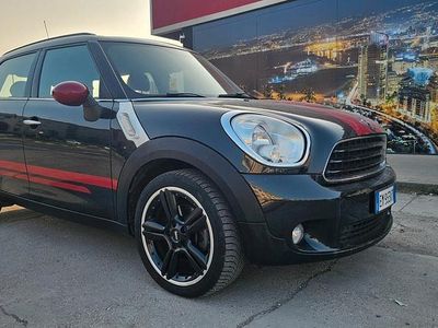 Usata Mini Cooper Coupé 111 CV (81 kW) 2013 Nero Coupé