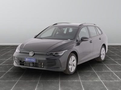 Grigio Nuova 2025 VW Golf VIII Life Station wagon | 35.900 € (Cara)