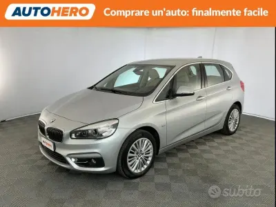 Usata BMW 218 Active Tourer Luxury Line 136 CV (100 kW) 2016 Grigio Monovolume