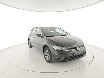 Usata VW Polo Life 95 CV (69 kW) 2025 Nero Utilitaria