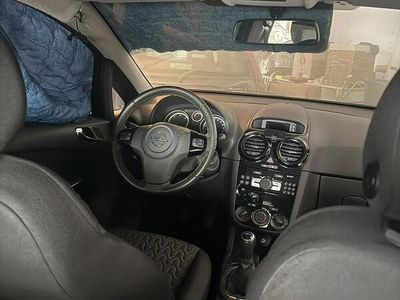 Usata Opel Corsa 65 CV (47 kW) 2013 Blu Utilitaria