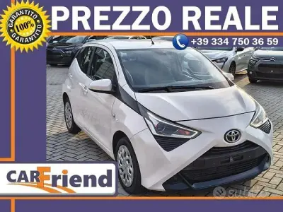 Usata Toyota Aygo 72 CV (52 kW) 2020 Bianco Utilitaria