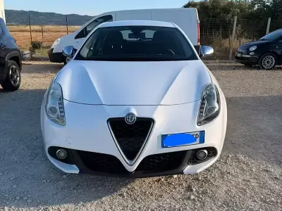 Usata Alfa Romeo Giulietta 120 CV (88 kW) 2017 Bianco Utilitaria