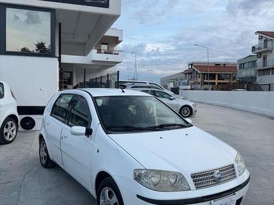 Usata Fiat Punto Classica 69 CV (50 kW) 2008 Bianco Utilitaria