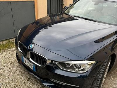 Usata BMW 316 Luxury Line 116 CV (85 kW) 2014 Blu/azzurro Station wagon