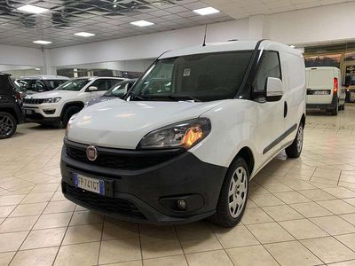 Usata Fiat Doblò 120 CV (88 kW) 2018 Bianco Monovolume