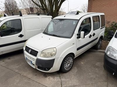 Usata Fiat Doblò 120 CV (88 kW) 2009 Monovolume