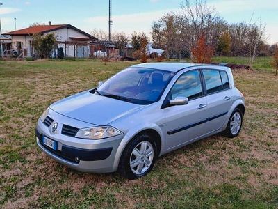 usata Renault Mégane II Mégane 1.5 dCi 105 CV 4p. Dynamique