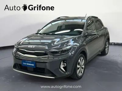 Usata Kia Stonic Urban 84 CV (61 kW) 2022 Grigio SUV