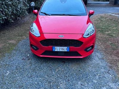 Usata Ford Fiesta ST-Line 140 CV (102 kW) 2017 Rosso Berlina