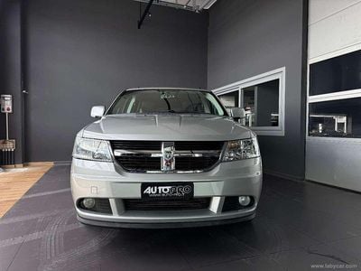 Usata Dodge Journey SXT 140 CV (102 kW) 2009 Grigio SUV