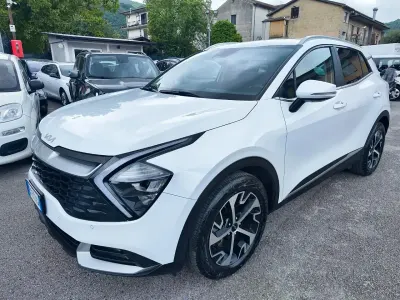 Usata Kia Sportage Style 136 CV (100 kW) 2022 Bianco SUV