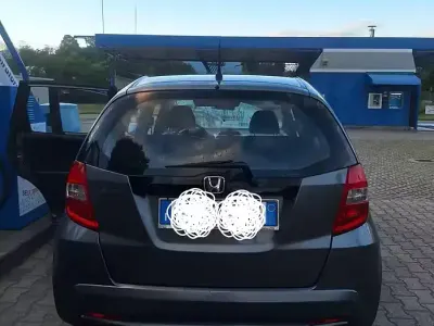 Usata Honda Jazz 90 CV (66 kW) 2012 Beige Utilitaria