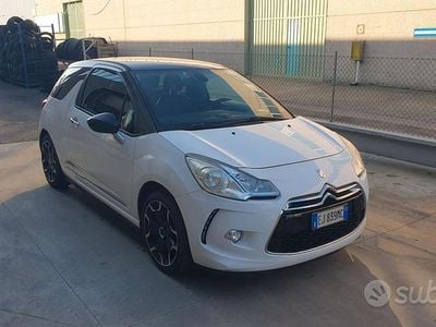 Bianco Usata 2011 Citroën DS3 So Chic | 4000 € (Buon prezzo)