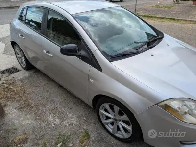 Usata Fiat Bravo 120 CV (88 kW) 2010 Grigio Utilitaria