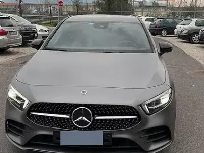 Usata Mercedes A220 Premium 190 CV (139 kW) 2019 Grigio Berlina
