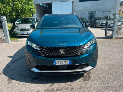 Usata Peugeot 5008 GTi 177 CV (130 kW) 2022 Blu SUV