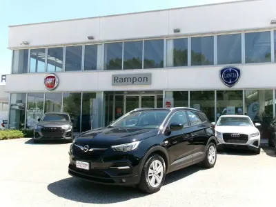 Usata Opel Grandland X Ultimate 131 CV (96 kW) 2019 Nero SUV