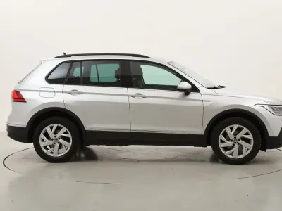 Usata VW Tiguan Life 150 CV (110 kW) 2021 Argentoargento SUV
