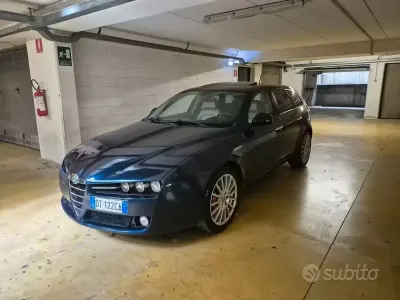 Usata Alfa Romeo 159 209 CV (153 kW) 2008 Blu Station wagon