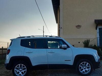 Usata Jeep Renegade Limited 140 CV (102 kW) 2015 Bianco SUV