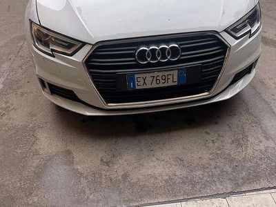 Usata Audi A3 Attraction 110 CV (80 kW) 2014 Berlina
