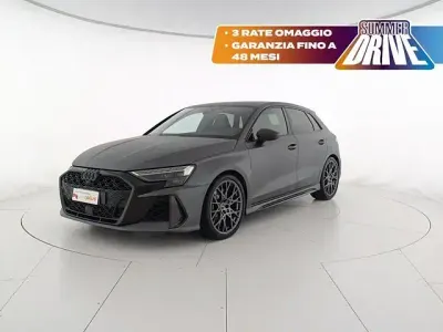 Usata Audi RS3 Sportback Comfort 400 CV (294 kW) 2025 Colore individualizzato opaco audi exclusive Utilitaria