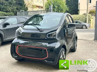 Usata XEV Yoyo 8 kW (11 CV) 2022 Grigio Utilitaria
