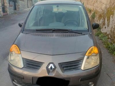 Usata Renault Modus 85 CV (62 kW) 2005 Monovolume
