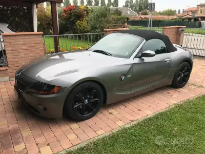 Usata BMW Z4 170 CV (125 kW) 2005 Grigio Cabrio