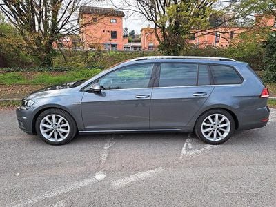 Usata VW Golf VII Highline 150 CV (110 kW) 2018 Grigio Station wagon