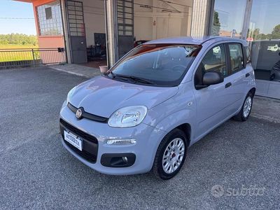 Occasion Fiat Panda Easy 69 ch (50 kW) 2018 Gris Citadine