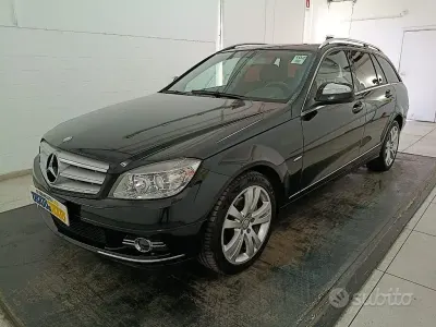 Usata Mercedes C220 Avantgarde 170 CV (125 kW) 2008 Nero Station wagon