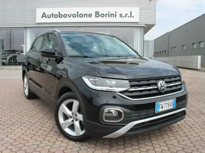 Usado VW T-Cross Advance 116 CV (85 kW) 2019 Negro SUV