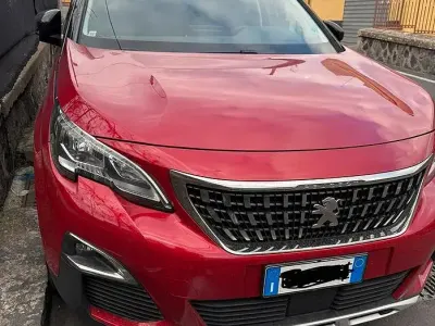 Usata Peugeot 3008 135 CV (99 kW) 2020 Rosso SUV