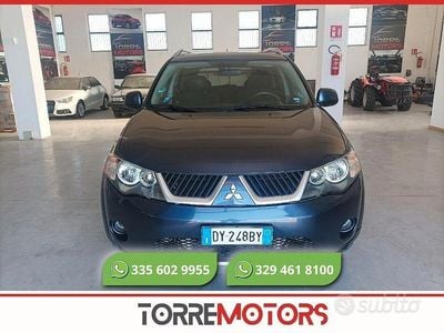 Usata Mitsubishi Outlander Instyle 140 CV (102 kW) 2009 Blu SUV