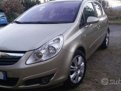Usata Opel Corsa 90 CV (66 kW) 2007 Berlina